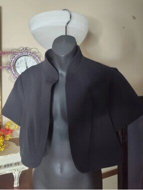 Dressbarn Short-sleeve Open-front Cropped Bolero Jacket Size 14 W (A-20)